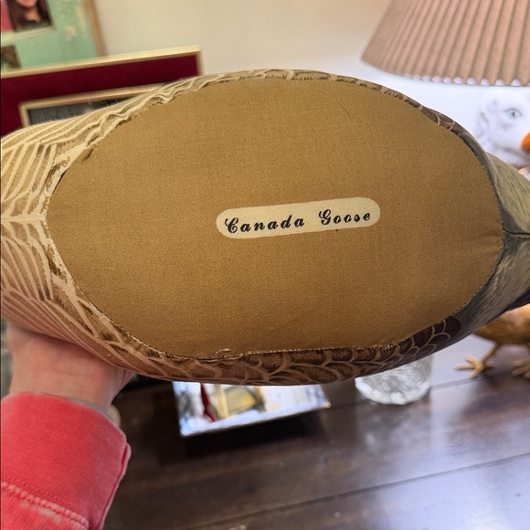 Vintage Elegant Canada Goose in Brown and Cream Fabrics - Picture 4 of 4